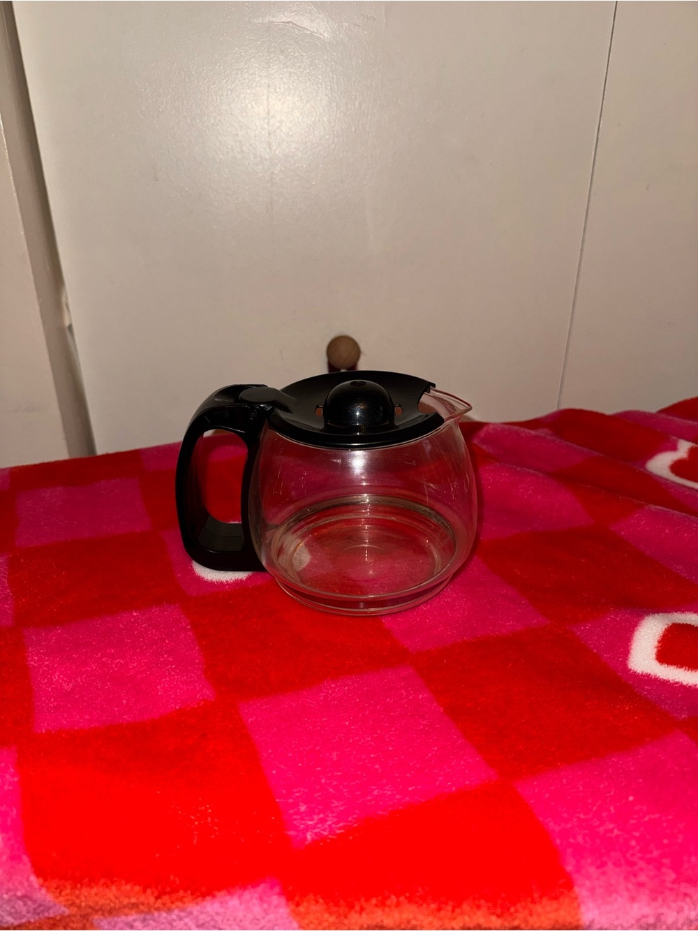 Clear Glass Coffee Carafe with Black Handle and Lid - Classic Server